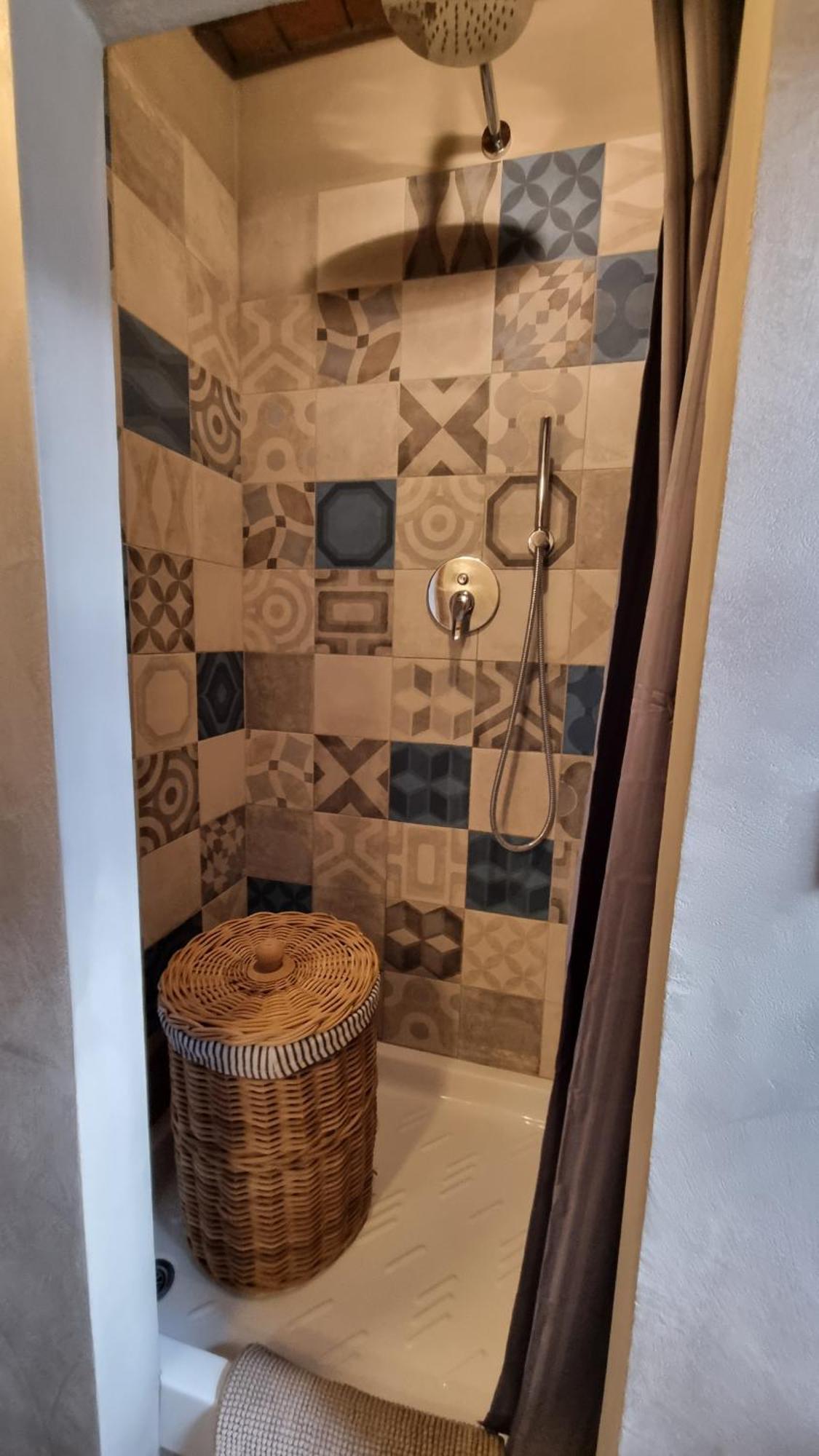 Il Piccino 29, Esperienza Romantica In Borgo.... * Montescudaio