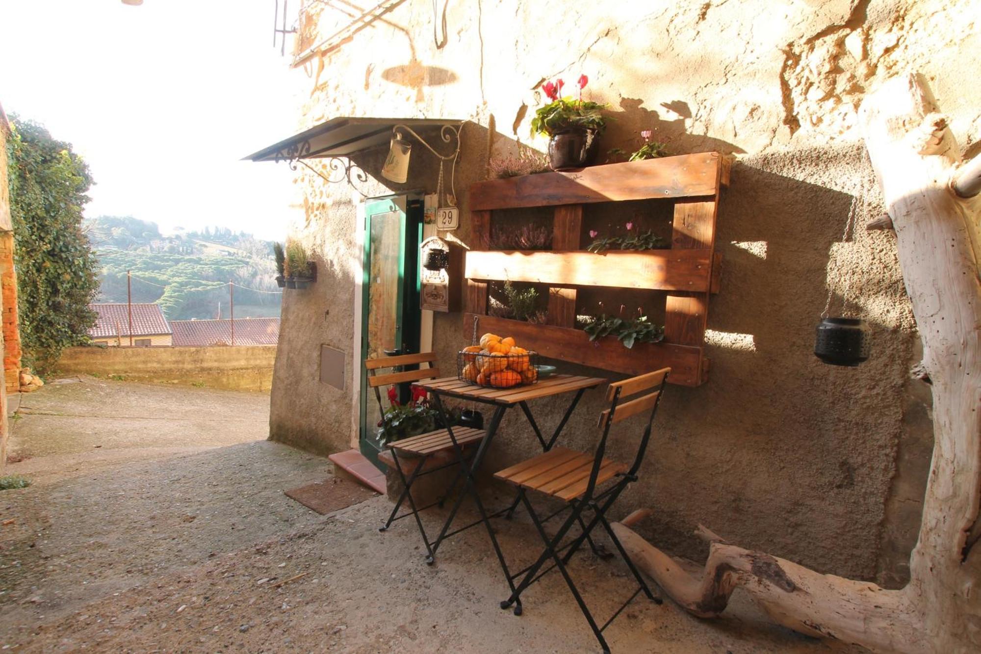 Il Piccino 29, Esperienza Romantica In Borgo.... Apartment Montescudaio